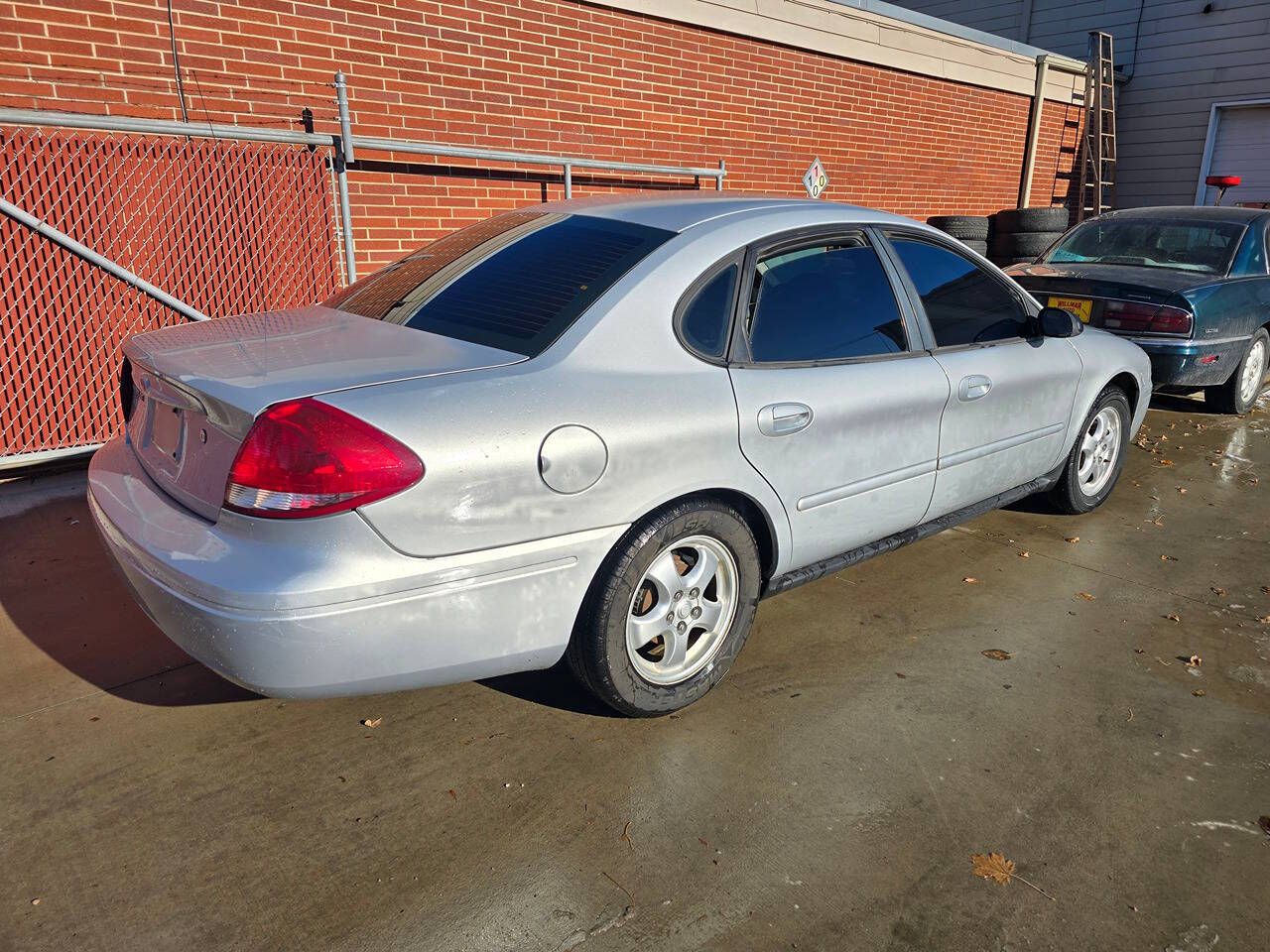 2005 Ford Taurus for sale at Dependable Auto Sales in Sioux Falls, SD