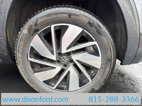 2025 Volkswagen Atlas SE