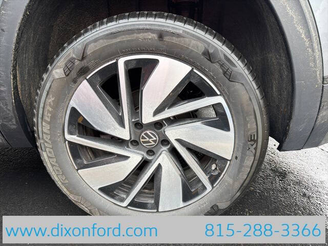 2025 Volkswagen Atlas SE