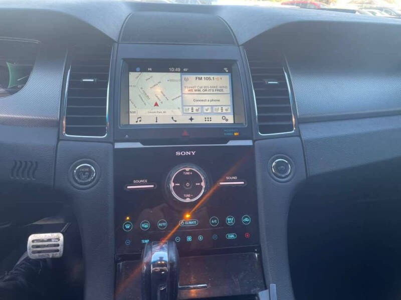 2016 Ford Taurus SHO