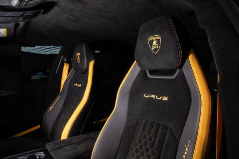 2024 Lamborghini Urus Performante