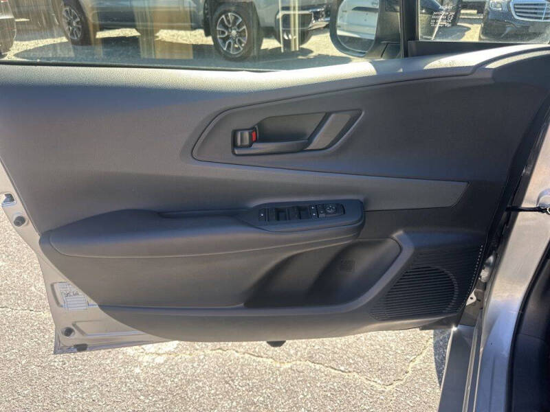 2024 Toyota Prius LE