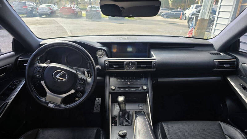 2017 Lexus IS 200t