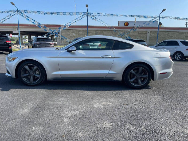 2015 Ford Mustang V6