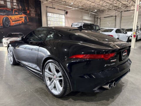 2015 Jaguar F-TYPE R