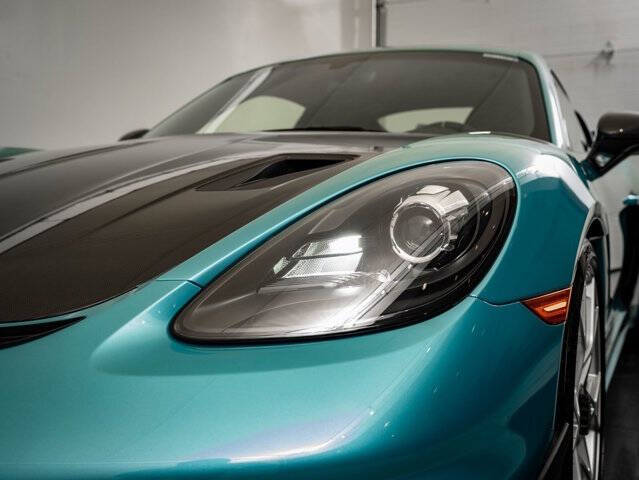 2024 Porsche 718 Cayman GT4 RS