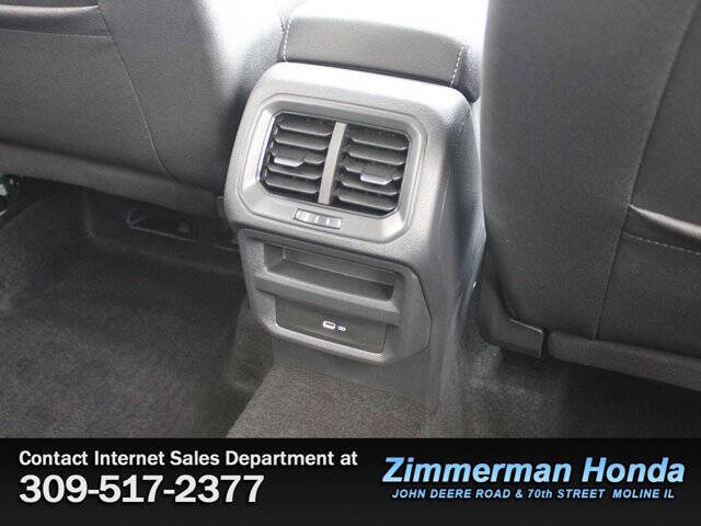 2024 Volkswagen Taos SE 4Motion