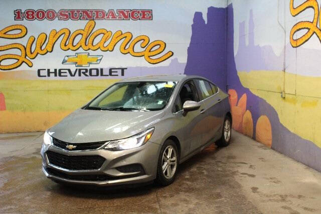 Used 2017 Chevrolet Cruze LT with VIN 1G1BE5SM4H7212001 for sale in Grand Ledge, MI