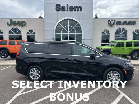 2026 Chrysler Pacifica Select