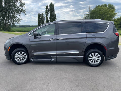 2019 Chrysler Pacifica Touring L