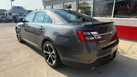 2015 Ford Taurus SEL