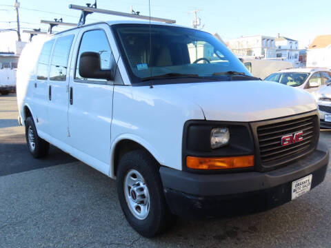 2017 GMC Savana 2500