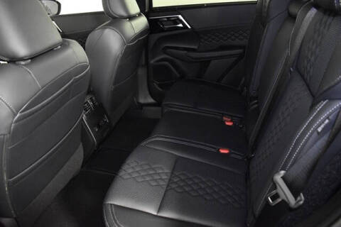 2025 Mitsubishi Outlander PHEV SEL Black Edition