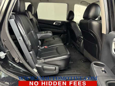 2019 Nissan Pathfinder SL