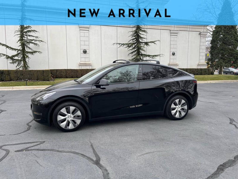 2023 Tesla Model Y Long Range's photo