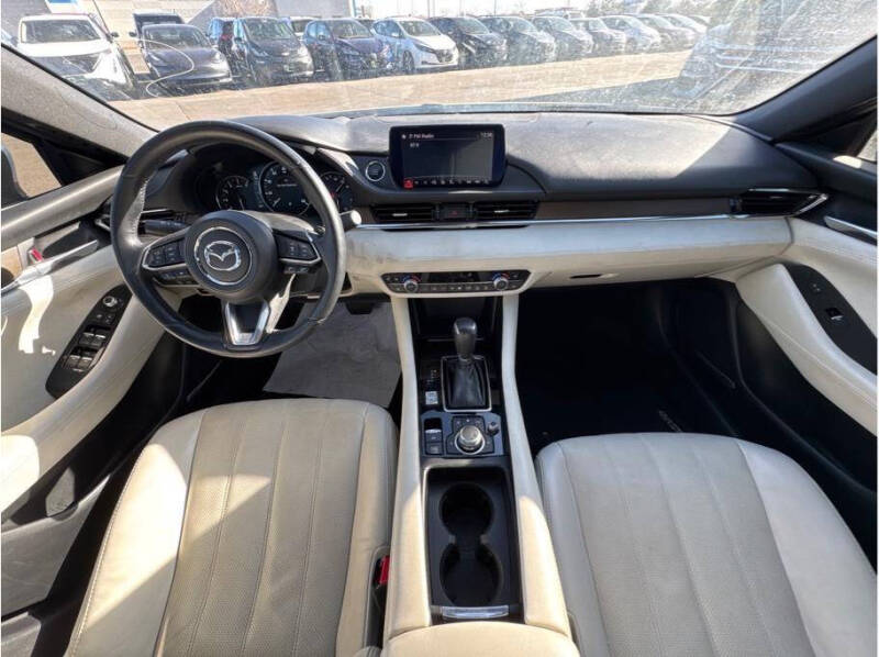 2018 Mazda MAZDA6 Signature