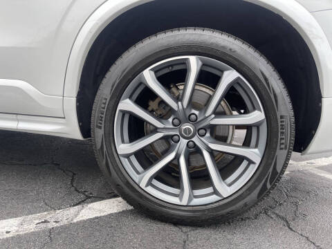2019 Volvo XC90 T5 Momentum