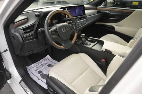 2024 Lexus ES 350 Ultra Luxury