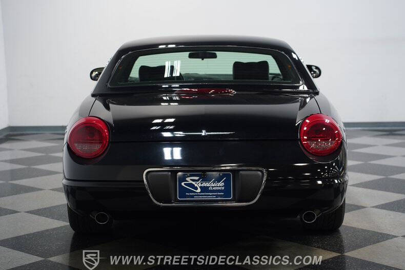 2005 Ford Thunderbird Deluxe