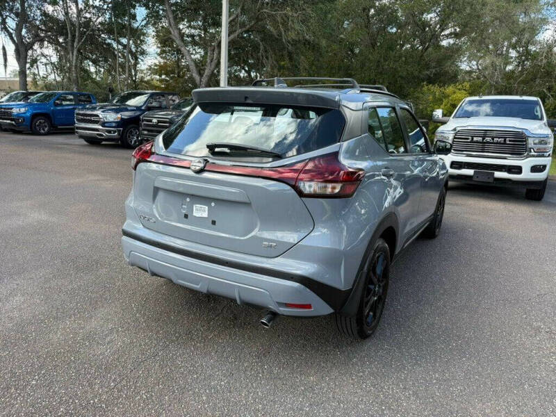 2024 Nissan Kicks SR