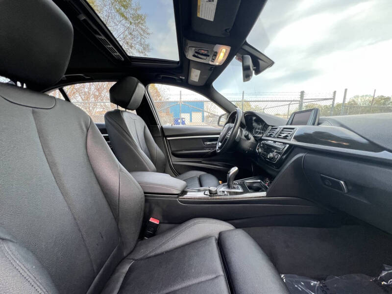 2018 BMW 3 Series 330i