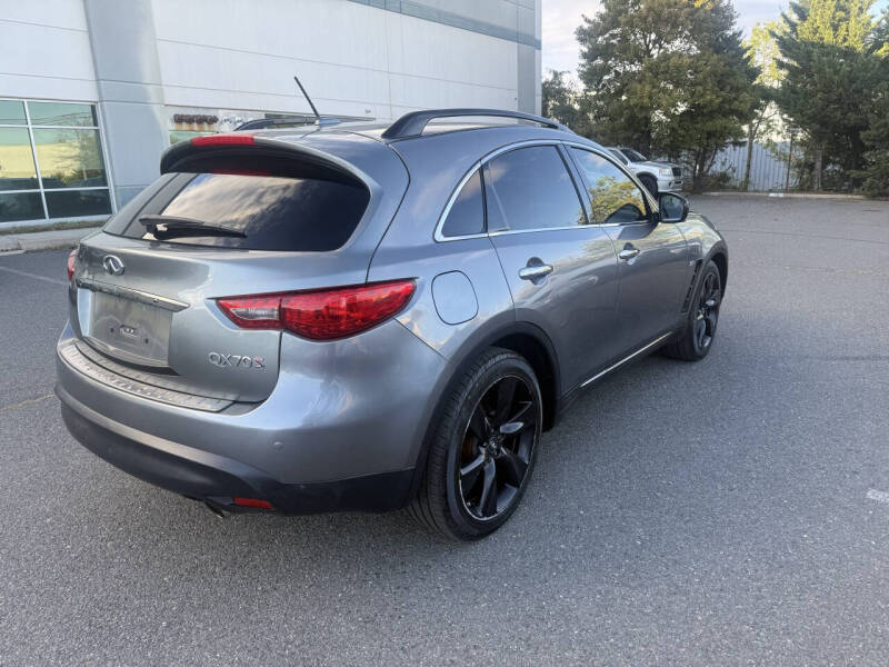 2015 Infiniti QX70