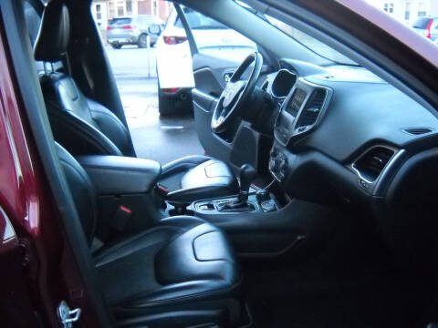 2019 Jeep Cherokee Latitude Plus