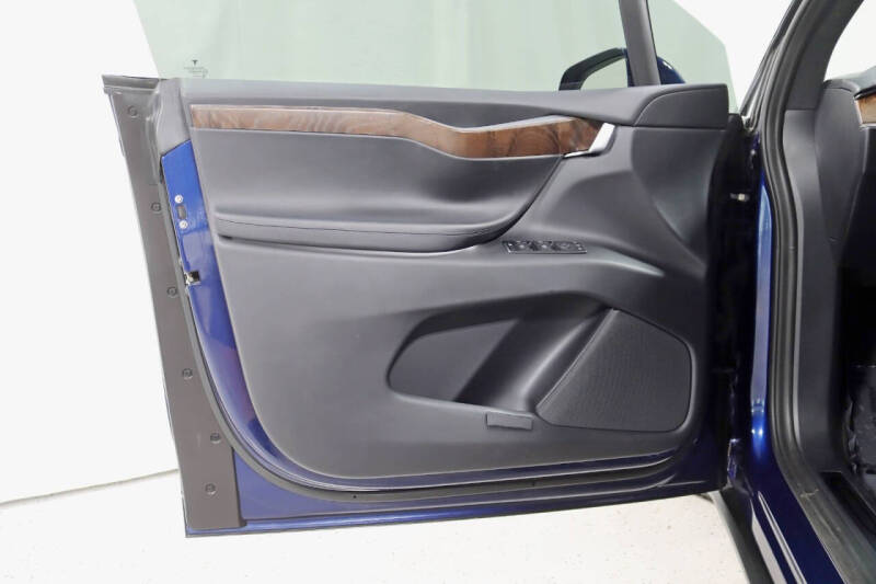 2018 Tesla Model X 75D