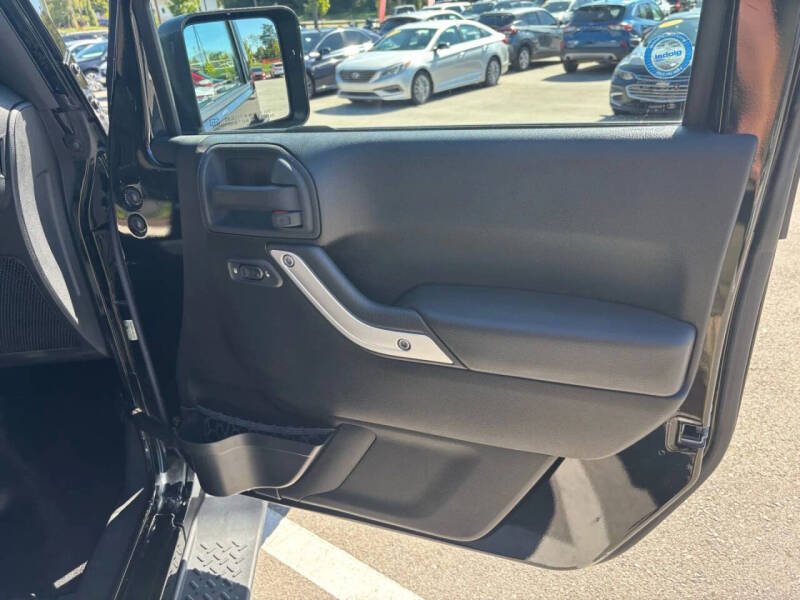 2013 Jeep Wrangler Unlimited Sahara