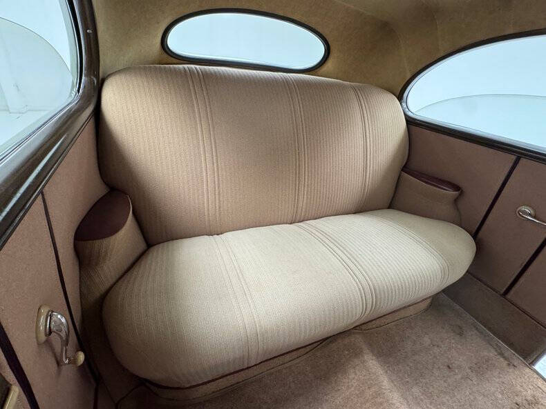1941 Ford Super Deluxe