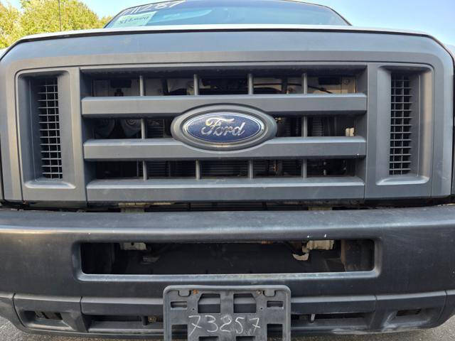 2010 Ford E-Series E-250