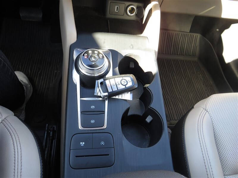 2020 Ford Escape SEL