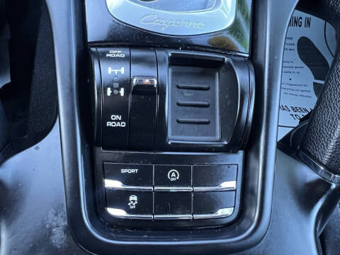 2016 Porsche Cayenne S