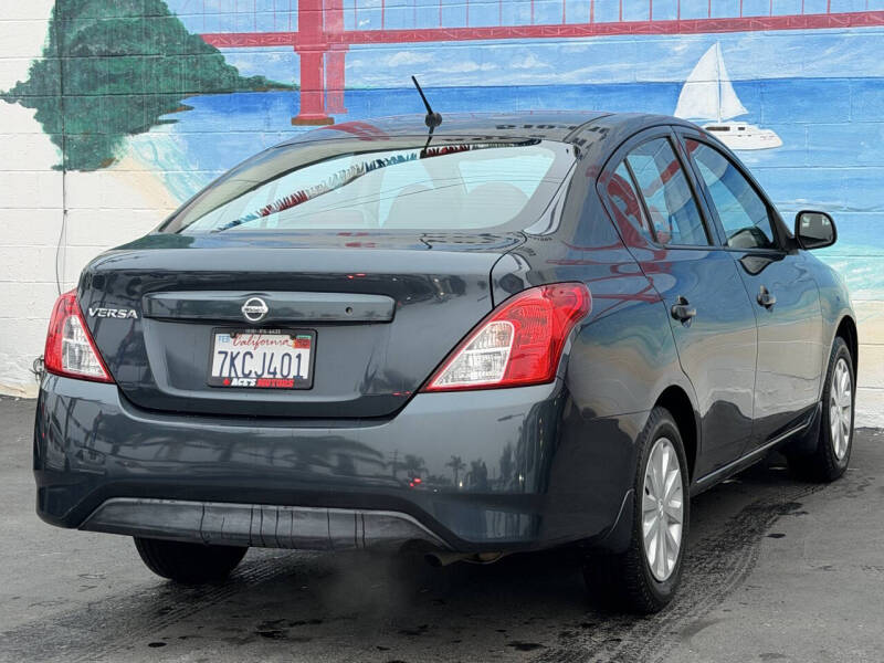 2015 Nissan Versa 1.6 S