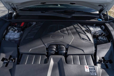 2025 Porsche Cayenne GTS