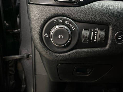 2019 Jeep Cherokee Altitude