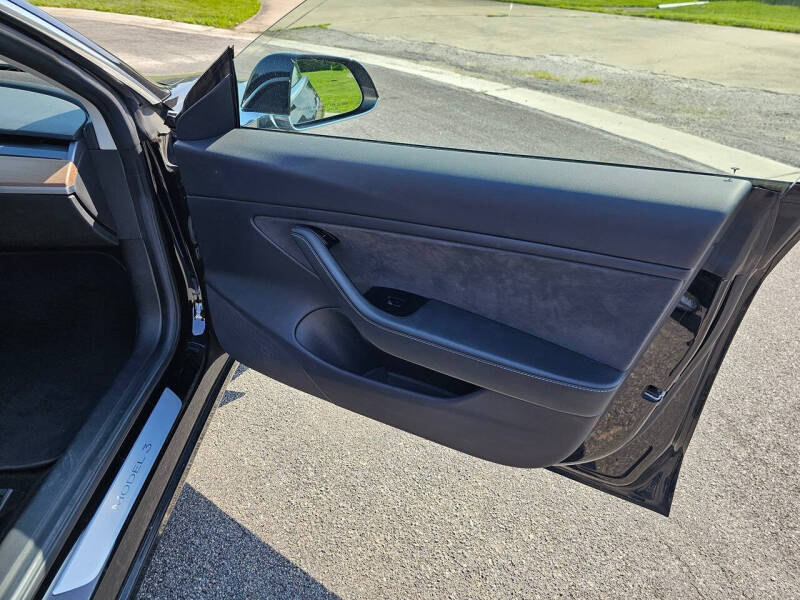 2019 Tesla Model 3 Long Range - Photo 23