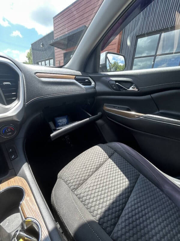 2019 GMC Acadia SLE-2
