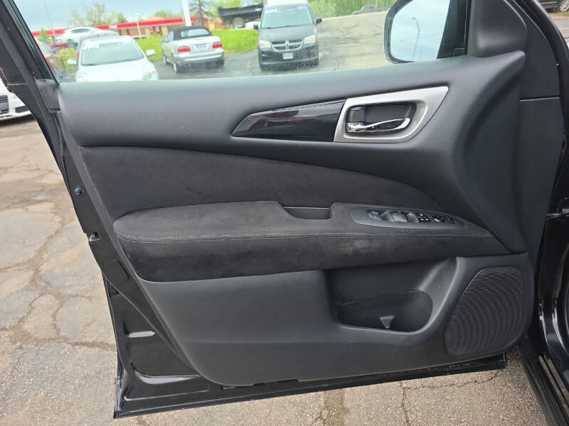 2014 Nissan Pathfinder S