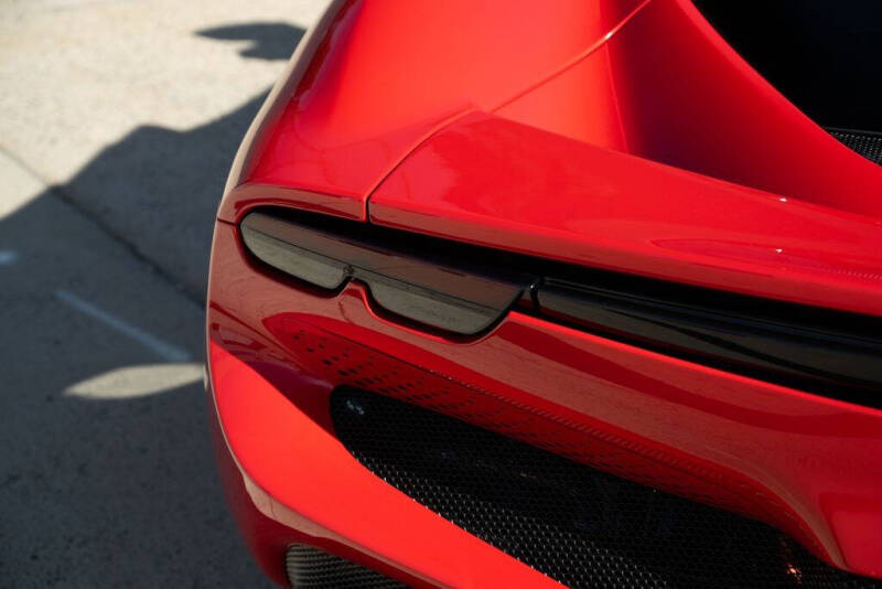 2024 Ferrari 296 GTS