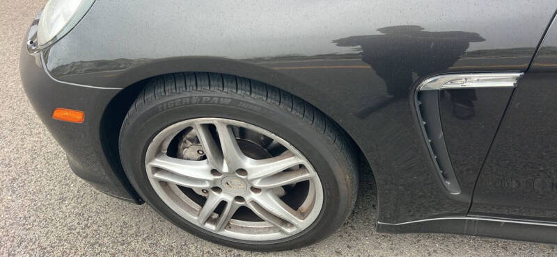 2011 Porsche Panamera