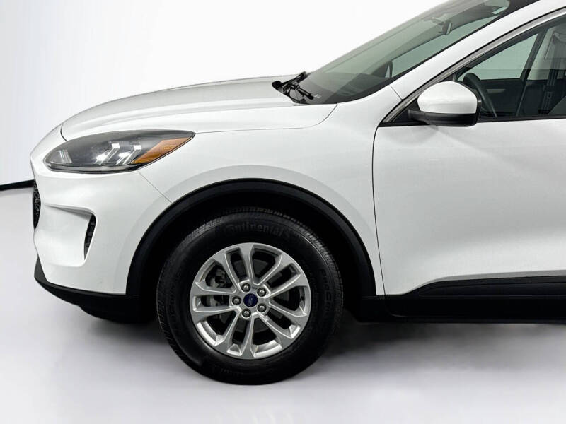 2021 Ford Escape SE