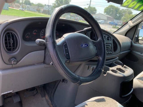 2003 Ford E-Series E-250