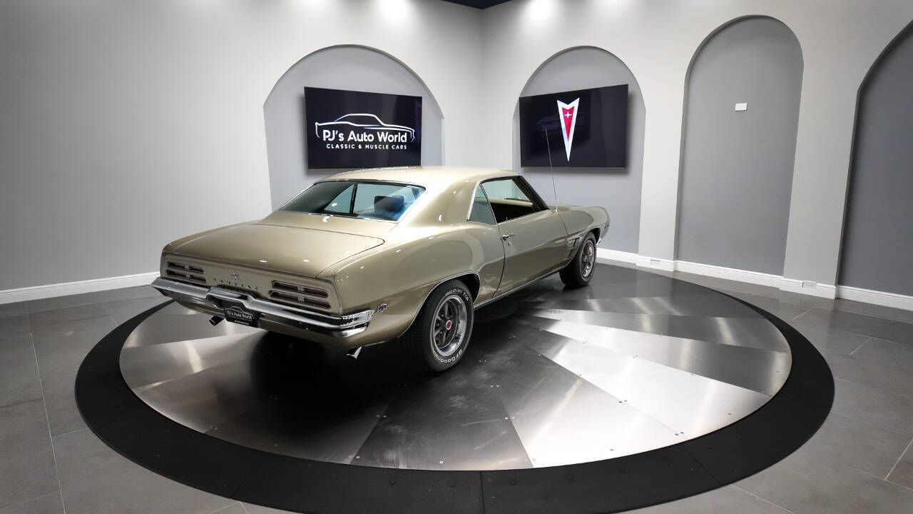 1969 Pontiac Firebird 36