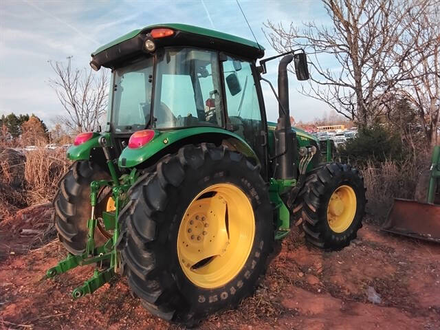 2019 John Deere 5115M