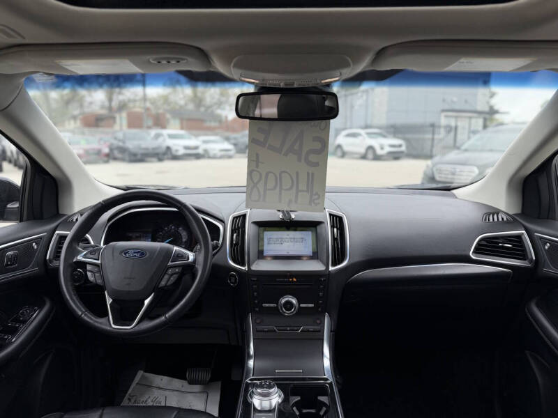 2019 Ford Edge Titanium
