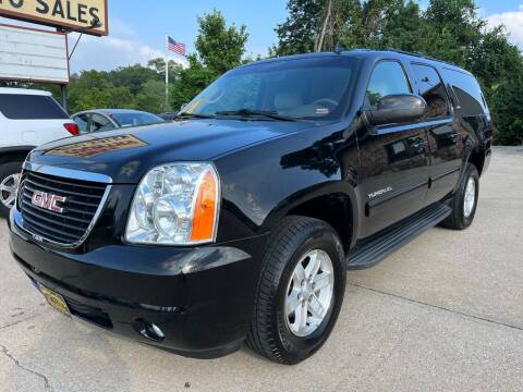 2014 GMC Yukon XL for sale at Town and Country Auto Sales in Jefferson City MO