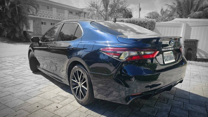 2021 Toyota Camry SE