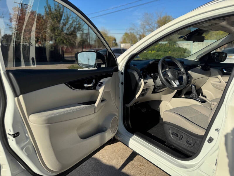 2019 Nissan Rogue Sport SV