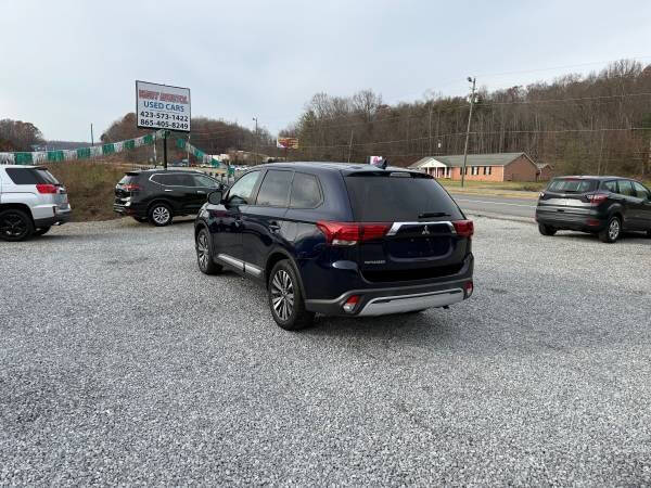 2020 Mitsubishi Outlander ES